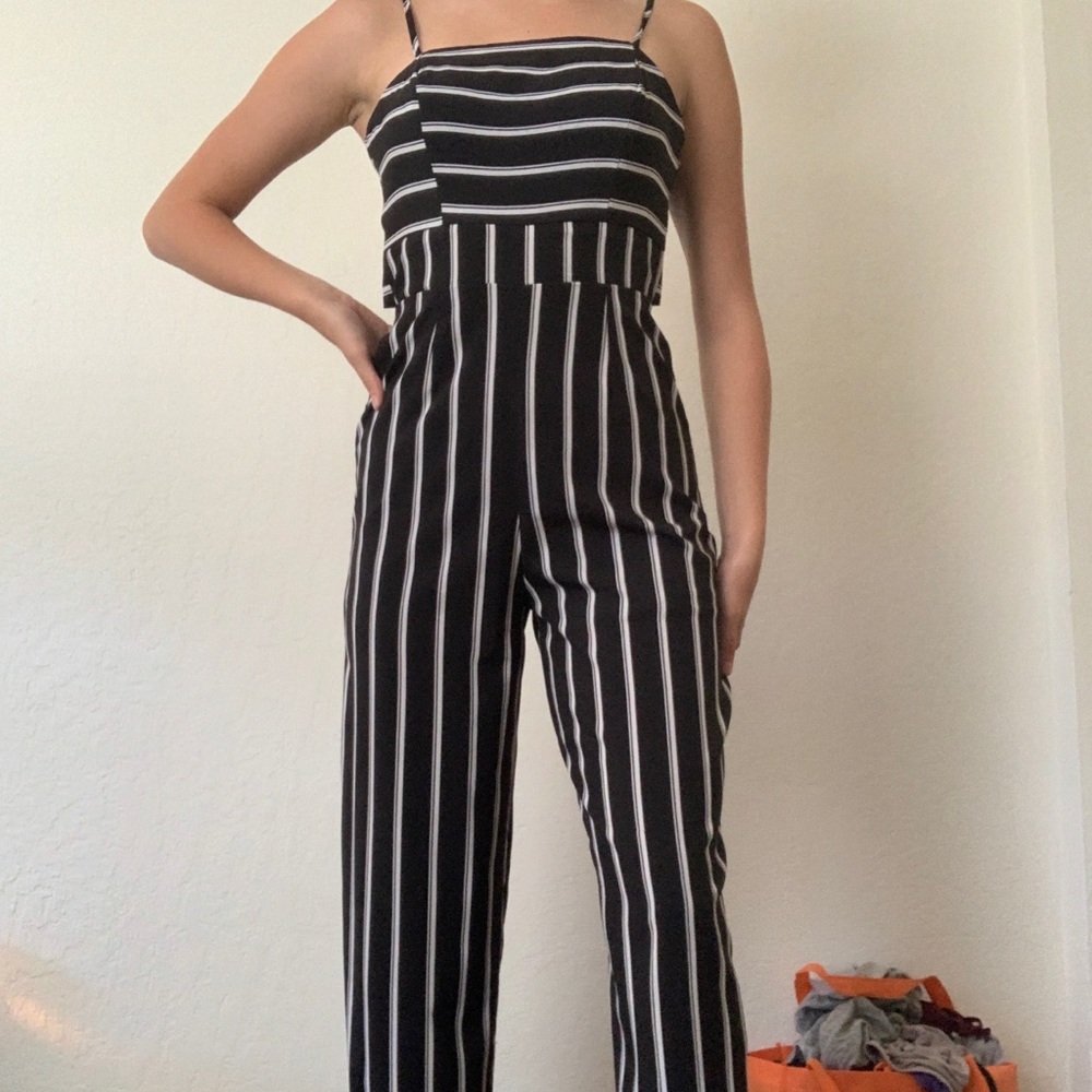 Jumpsuit - Picture 2 of 3
